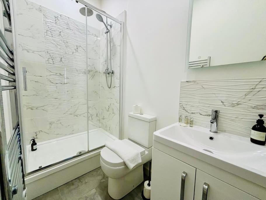 Flat 4 Contractor, Professional, Quays Апартаменты Глостер