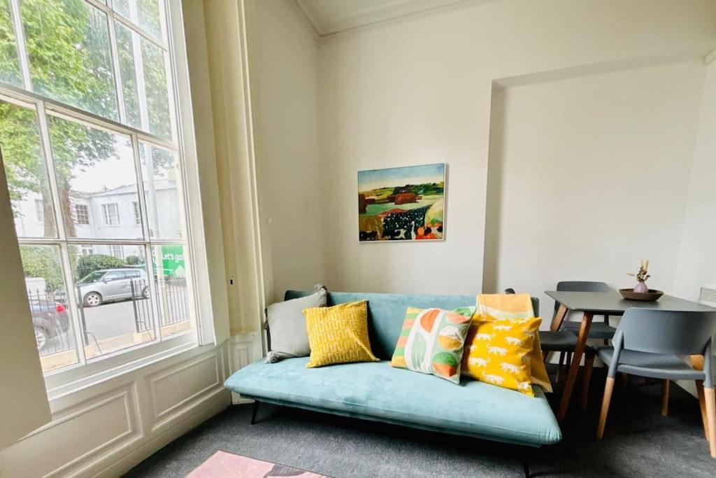 Flat 4 Contractor, Professional, Quays * Глостер